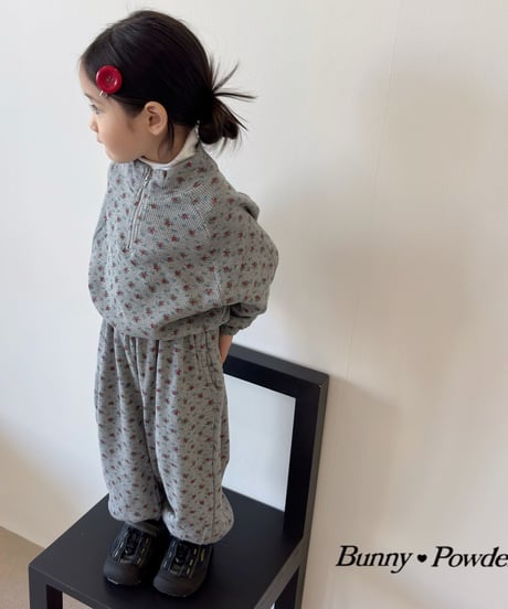 41[予約]bunny powder flower half zip
