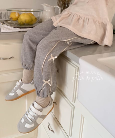42[予約]petit&petit line ribbon jogger pants
