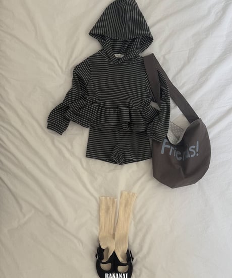 25[予約]BANANAJ aino hoodie