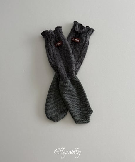 113[予約]ELLYMOLLY twisted wool socks
