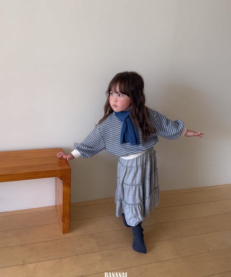 26[予約]BANANAJ knit striped mtm