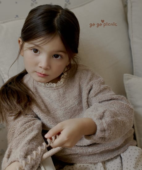 4[予約]go go picnic pompom knit mtm