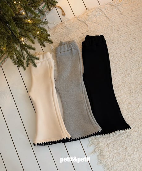 38[予約]petit&petit mellow embroidery flare pants