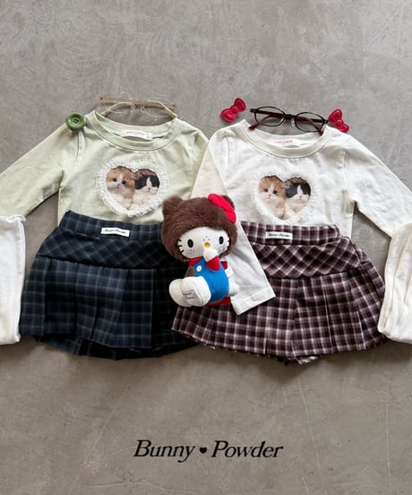 78[予約]bunny powder heart knee socks