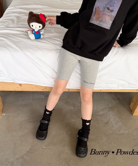 53[予約]bunny powder biker leggings