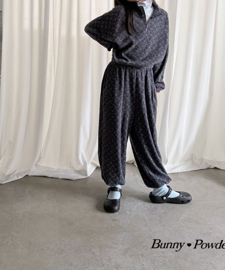 41[予約]bunny powder flower half zip