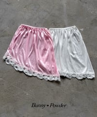 67[予約]bunny powder slim skirt