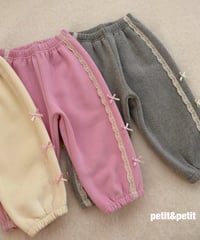 32[予約]petit&petit fleece double lace jogger pants