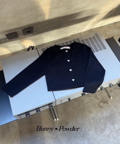 22[予約]bunny powder heart button cardigan