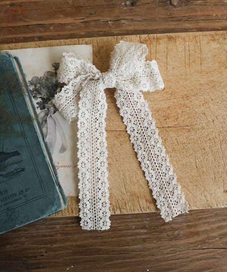 40[予約]FLO sable lace hairpin