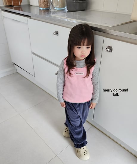 15[予約]merry go round velour jogger pants