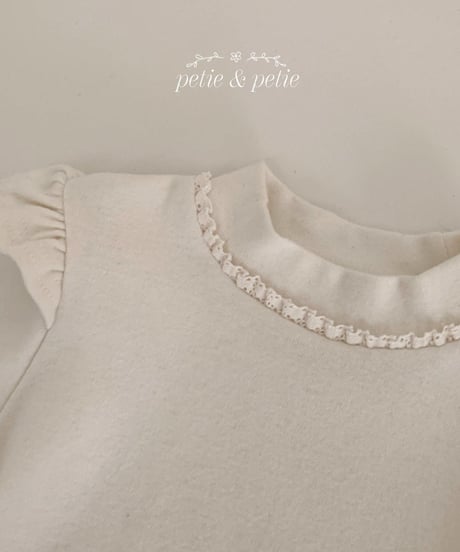 13[予約]petit&petit anderson frill turtleneck t