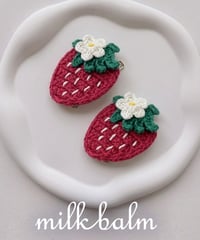 34[予約]milkbalm strawberry hairpin