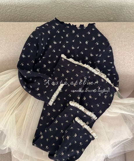 1[予約]Aosta camellia leggings