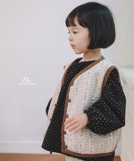 21[予約]onu dot shirring blanc