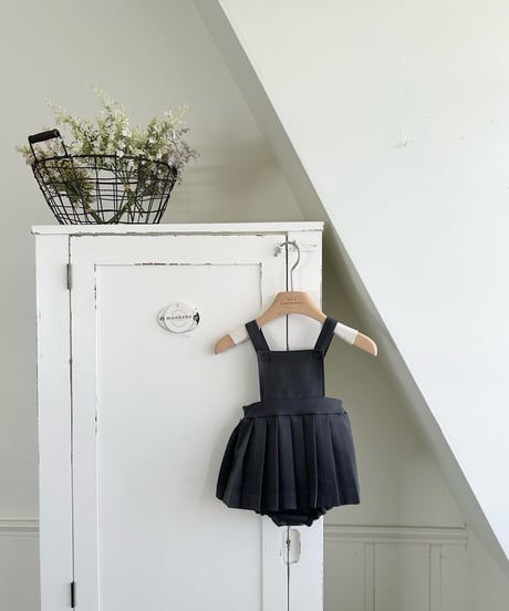 8[予約]monbebe louis pleated suspender suit