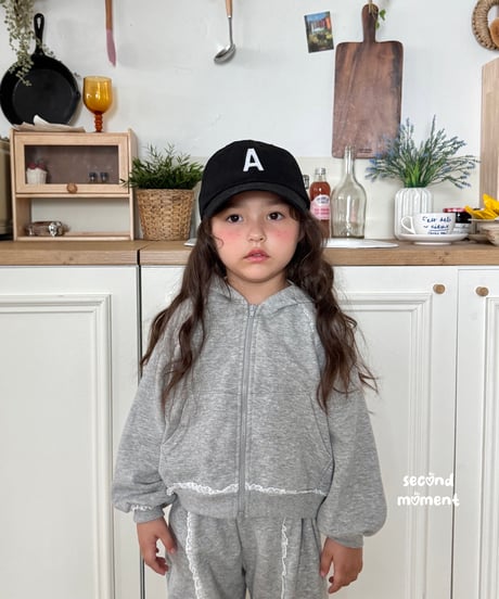43[予約]second moment powder hood zip-up