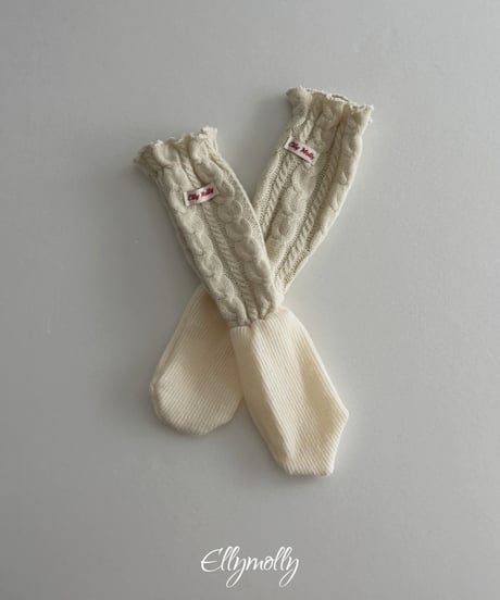 113[予約]ELLYMOLLY twisted wool socks