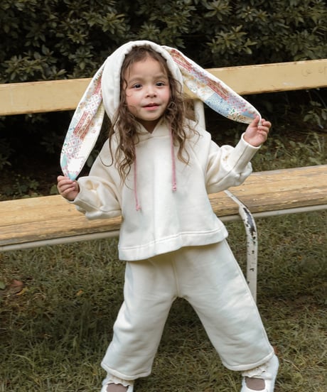 21[予約]FLO bunny hooded t-shirt