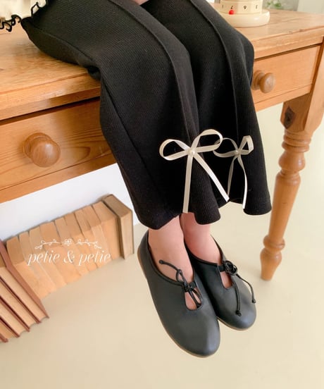 40[予約]petit&petit pearl ribbon trumpet pants