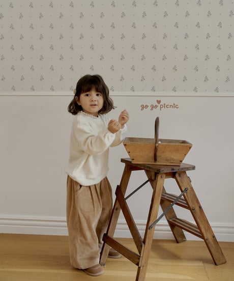 4[予約]go go picnic pompom knit mtm