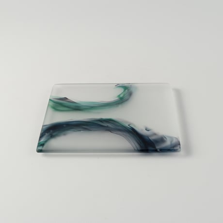 大迫友紀　float角皿中