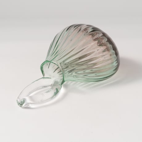 河上智美　つるし花器イチジク