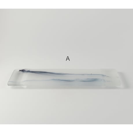 大迫友紀　float足付き長皿