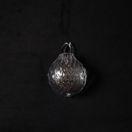 河上智美　イチゴつるし花器