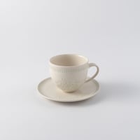 和田由記子　花と蝶コーヒーカップ＆ソーサー