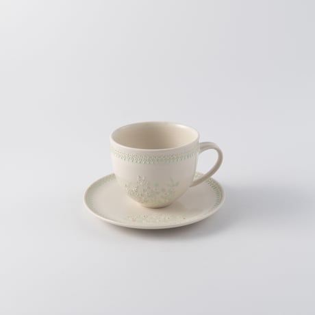 和田由記子　花と蝶コーヒーカップ＆ソーサー