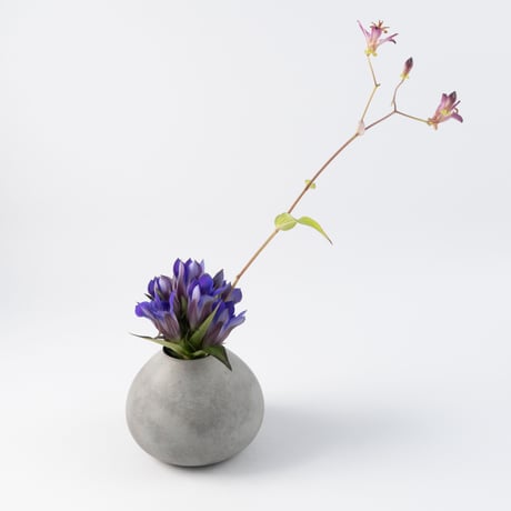 土田和茂　花入①