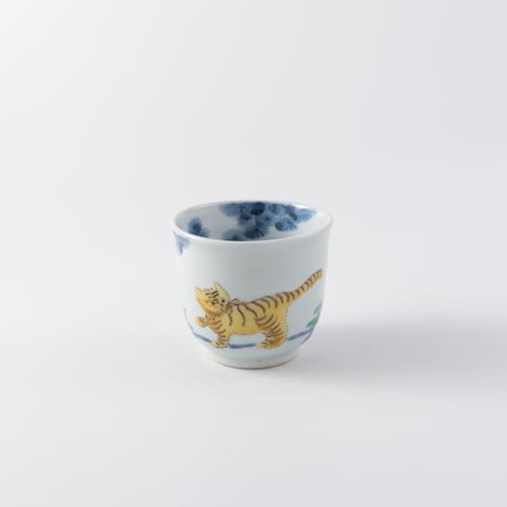 清水なお子　色絵松に虎湯呑大