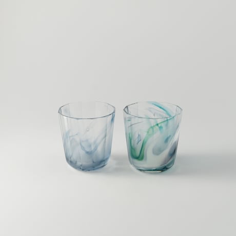 大迫友紀　墨流しのカップ