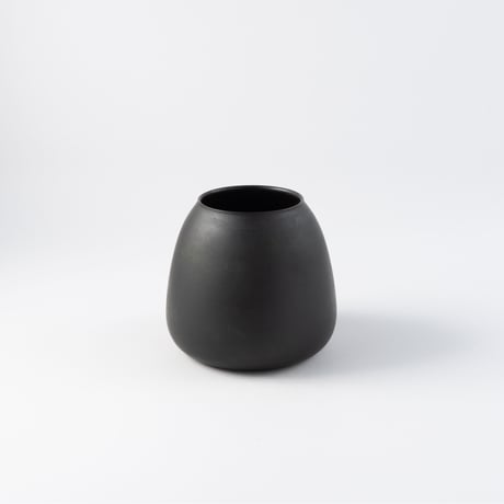 土田和茂　花入⑥ 黒鉄