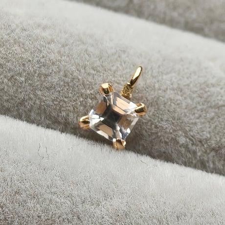 フェナカイト | STORES