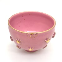 764 茶碗　星の王子さまとろくろの星　鴇羽色　12.0×9.1cm