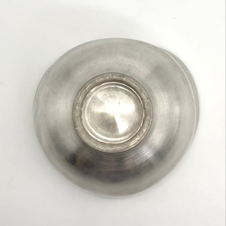866 猪目茶碗　銀彩　12.8×7.7cm