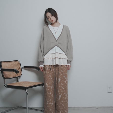 26AW予約アイテム　CYANtokyo（シアントーキョー）ショートシャギーVブラウス