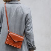 ミニバッグ 北欧 2WAY ハンドメイド 上質フルグレインレザー | Eduards Accessories Sweden「Näver」ミニ