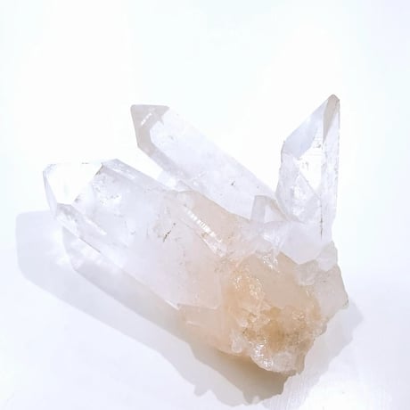 New✨虹入り🌈🤍マニカラン産ヒマラヤ水晶_444🤍お守りクリスタル