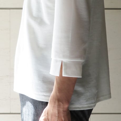 クールな仕事服。ラミー100％のビジネス～カジュアルまで着回せるニットシャツ