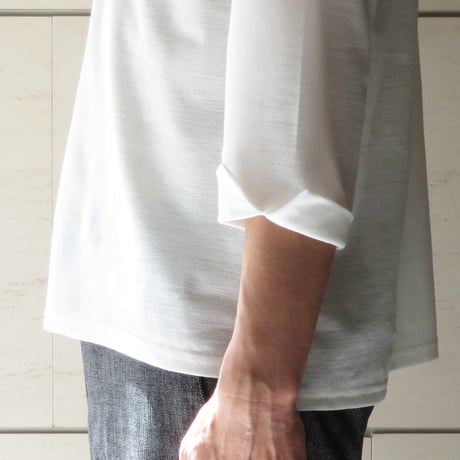 クールな仕事服。ラミー100％のビジネス～カジュアルまで着回せるニットシャツ