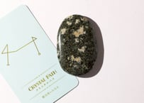 【CRYSTAL PATH クリスタルパス（魔法使いになる）シジル封入 オリジナルカードつき❣️】プレセリブルーストーンの平べったい握り石 ※イベントクーポン使用不可