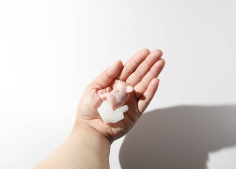 葉月ゆうによる技封入❣️【愛し愛される】ピンクオパールの考えるブタ（ホワイト翡翠のトイレ） ※イベントクーポン使用不可