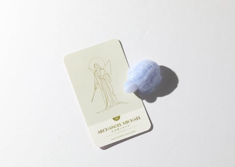 【悟った至福のシッディ】＆〈タイムウェーバーによる長所を認識し、直観的で可能性に満ちた人生を引き寄せる調整入り〉オリジナルカード付き❣️ ブルーレースアゲート かめ