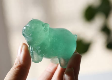 悟りのシッディ＆葉月ゆうによる技封入❣️【カルマ体のブロック解放/ハートからの願いを叶える】フローライト ぶた