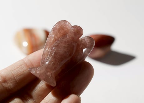 葉月ゆうによる技封入❣️【四大天使のサポート＆結界】天使の行動力セット〈ストロベリークォーツ〉巾着付き ※イベントクーポン使用不可