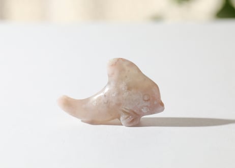 葉月ゆうによる技封入❣️【青天井に良い人間になる】チェリーブロッサムアゲート イルカ