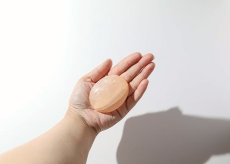 技封入❣️【あらゆる可能性の扉を開く】オレンジセレナイト 握り石 ※イベントクーポン使用不可